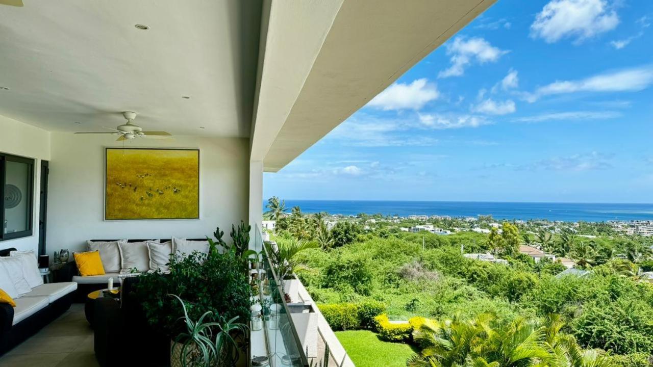 Penthouse Avec Vue Panoramique Sur La Baie De Tamarin Apartment Exterior photo