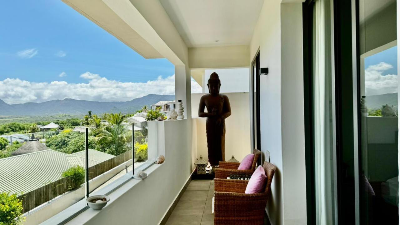 Penthouse Avec Vue Panoramique Sur La Baie De Tamarin Apartment Exterior photo